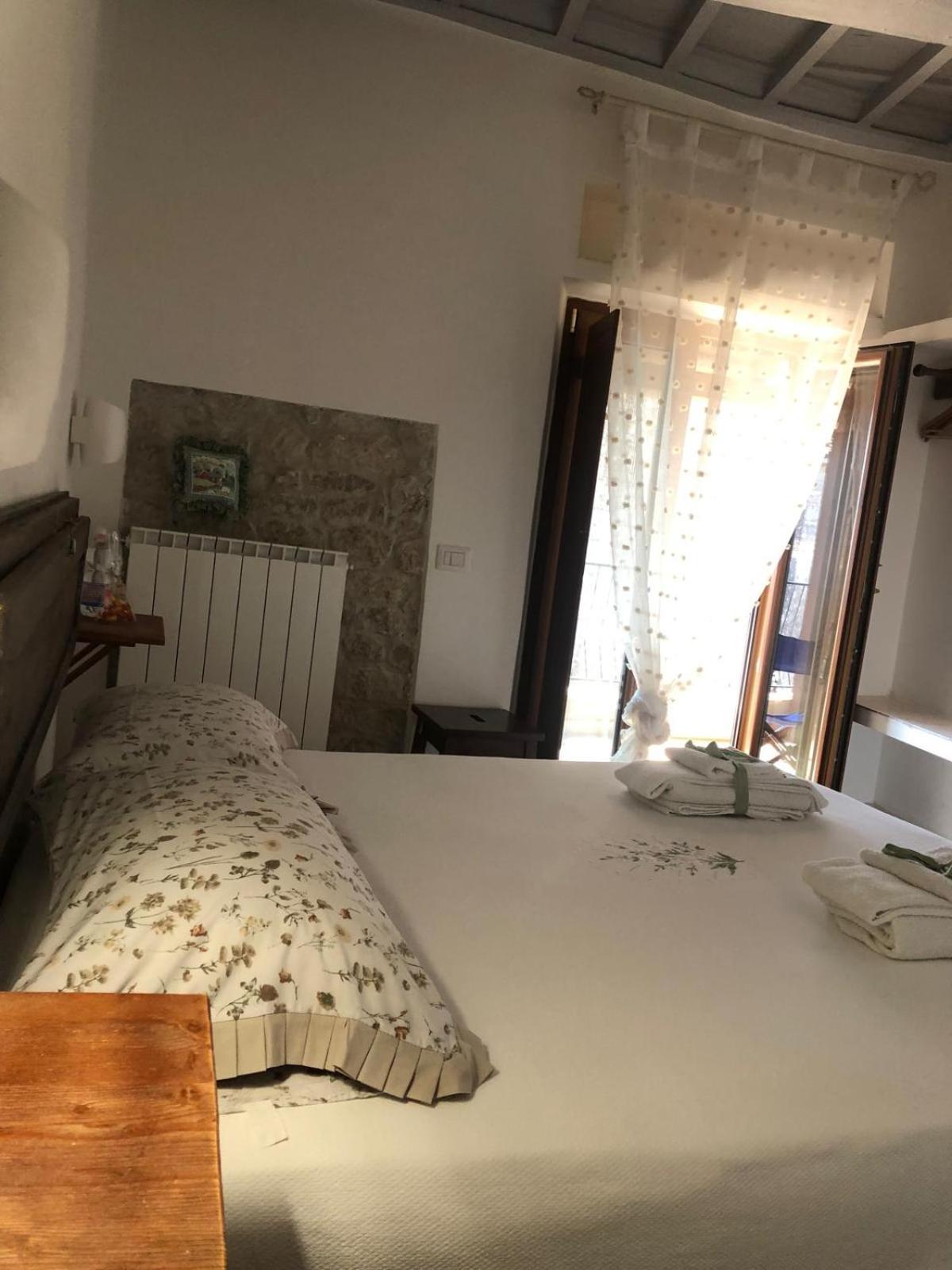 B&B Le Principesse Sermoneta Zewnętrze zdjęcie