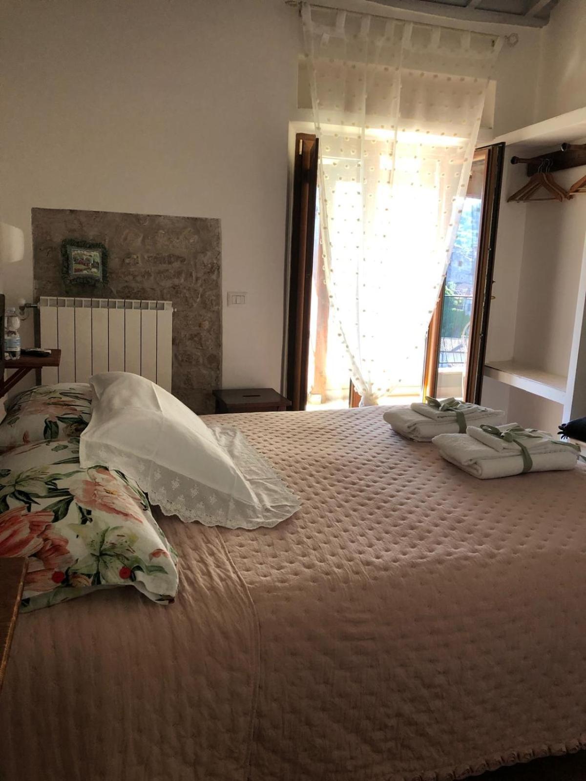 B&B Le Principesse Sermoneta Zewnętrze zdjęcie